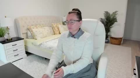 Snapshot of vika7333 chatting on May 2026 02:01:02 PM Ukrainian-woman online show from May 2026 02:01:02 PM