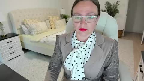 Snapshot of vika7333 chatting on June 2026 11:02:01 AM Ukrainian-woman online show from June 2026 11:02:01 AM
