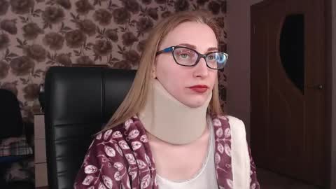 Snapshot of vikaericka chatting on February 2025 09:14:01 PM Vika online show from February 2025 09:14:01 PM