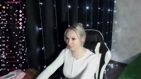 Snapshot of vikapowers chatting on January 2025 08:22:01 PM vikapowers online show from January 2025 08:22:01 PM