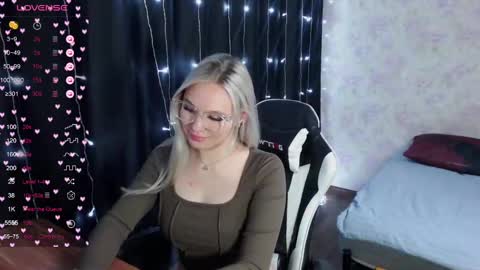 Snapshot of vikapowers chatting on January 2025 06:28:02 PM vikapowers online show from January 2025 06:28:02 PM