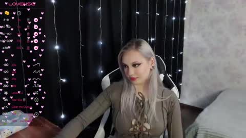 Snapshot of vikapowers chatting on March 2025 12:01:01 PM vikapowers online show from March 2025 12:01:01 PM