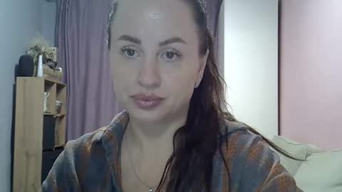 viki_red online show from November 2025 06:56:02 AM