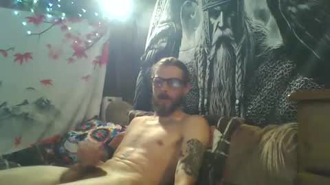 Snapshot of viking43211 chatting on October 2025 06:38:02 PM viking43211 online show from October 2025 06:38:02 PM