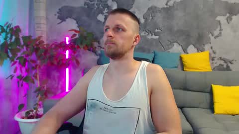 vikingchrisss online show from May 2026 10:11:01 AM