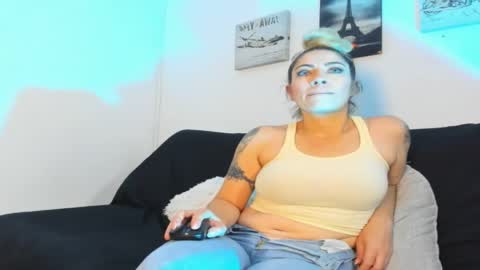 Viktoria online show from May 2026 01:22:02 AM
