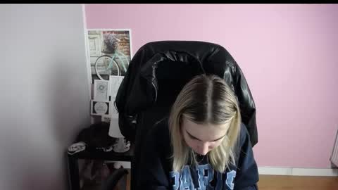 viktoria_lovely online show from February 2026 07:02:02 AM