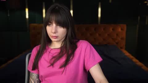 Snapshot of viktoria_storm chatting on December 2024 10:38:02 AM Alisa online show from December 2024 10:38:02 AM