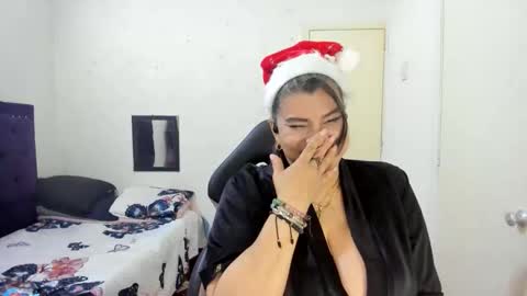 Snapshot of vikyadams chatting on December 2025 06:26:02 PM VIKY ADAMS online show from December 2025 06:26:02 PM