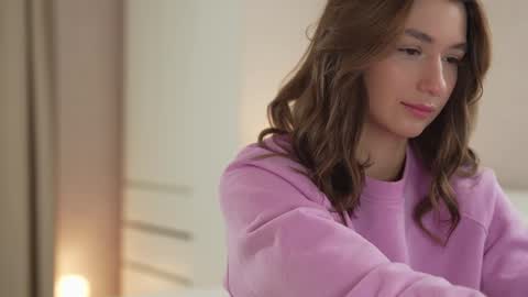 Lana online show from January 2025 12:21:01 PM