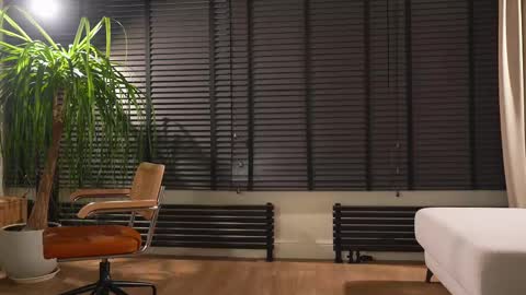 Lana online show from February 2025 01:41:01 PM