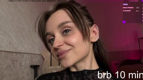 Snapshot of villuuvargas chatting on April 2026 02:50:02 AM Eva online show from April 2026 02:50:02 AM