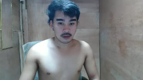 Snapshot of vin_17 chatting on April 2026 08:39:03 AM Call me Marvin online show from April 2026 08:39:03 AM