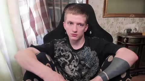 Snapshot of vince__dice chatting on June 2026 02:01:01 PM Dimoooooon online show from June 2026 02:01:01 PM