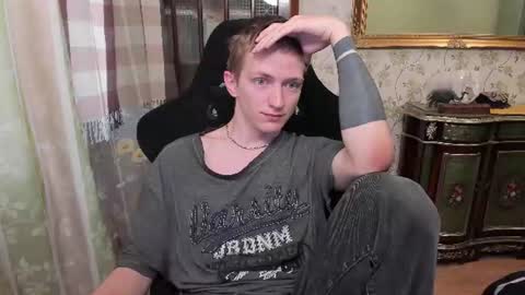 Snapshot of vince__dice chatting on June 2026 03:53:01 AM Dimoooooon online show from June 2026 03:53:01 AM