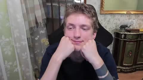 Snapshot of vince__dice chatting on July 2026 08:11:02 PM Dimoooooon online show from July 2026 08:11:02 PM