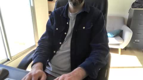 Snapshot of vince_du_80 chatting on April 2026 03:03:02 PM Vince online show from April 2026 03:03:02 PM