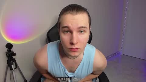 Vincent Strong online show from February 2025 07:37:02 AM