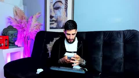 Vincent Sartori online show from November 2025 01:09:02 PM