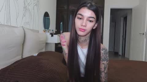 vinkitinkii online show from November 2025 07:20:02 AM