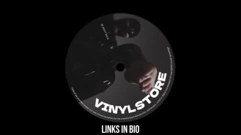 Snapshot of vinylstore chatting on January 2025 12:05:01 PM Diva Silvia online show from January 2025 12:05:01 PM