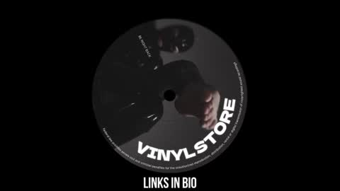 Snapshot of vinylstore chatting on January 2025 03:31:02 PM Diva Silvia online show from January 2025 03:31:02 PM