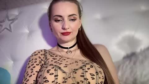 Funny  girl online show from January 2025 04:57:01 PM