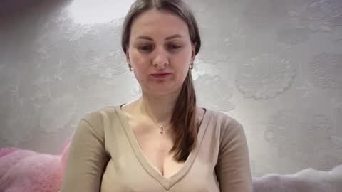 Funny  girl online show from October 2025 09:49:02 PM