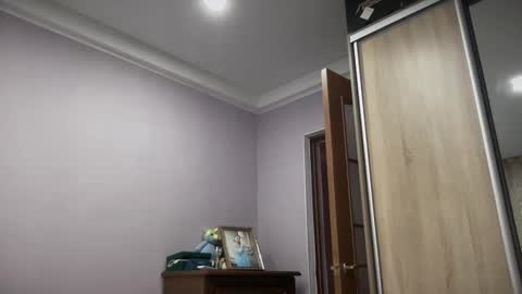 Funny  girl online show from January 2026 01:52:01 AM