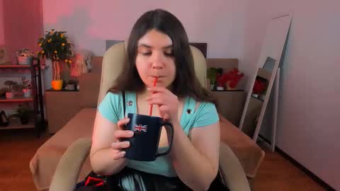 Viola online show from February 2026 10:00:02 PM