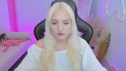 violamore online show from May 2026 05:30:02 PM