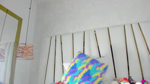 violeet_gray online show from November 2025 11:31:02 AM