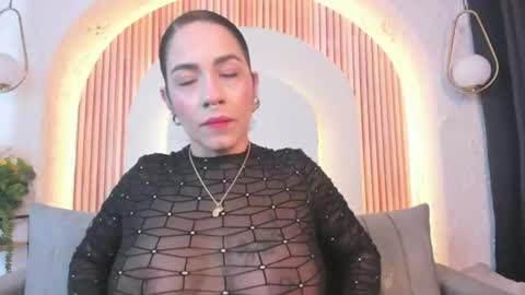 Snapshot of violeet_scottt chatting on June 2026 10:53:02 AM Violette online show from June 2026 10:53:02 AM