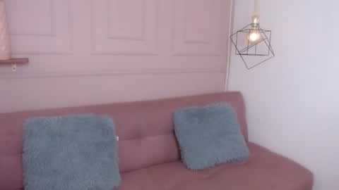 Snapshot of violet_2003 chatting on March 2026 02:06:02 PM V I O L E T online show from March 2026 02:06:02 PM