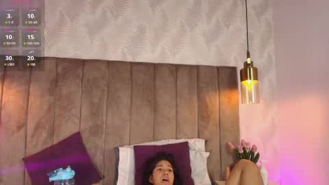 Snapshot of violet_606 chatting on May 2026 04:04:02 PM Violeta online show from May 2026 04:04:02 PM