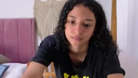 violet__15 online show from February 2026 12:26:01 PM