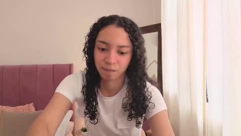 violet__15 online show from March 2026 01:22:01 PM