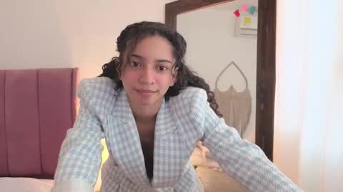 violet__15 online show from April 2026 12:03:02 PM