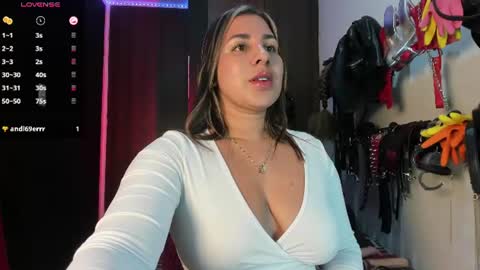 Snapshot of violet_bdsmx chatting on July 2026 11:30:02 PM Kim online show from July 2026 11:30:02 PM