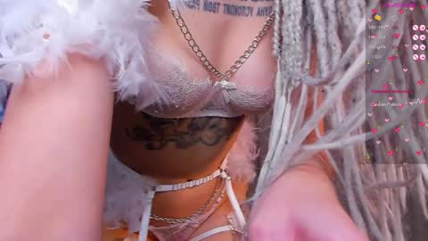 Violet online show from December 2024 06:11:02 AM