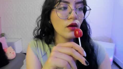 Snapshot of violeta_diazz chatting on June 2026 09:30:02 PM online show from June 2026 09:30:02 PM