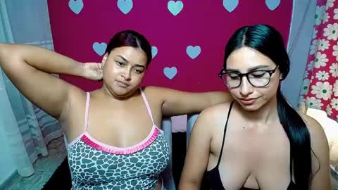 Snapshot of violeta_rouses chatting on May 2026 07:31:02 PM violeta_rouses online show from May 2026 07:31:02 PM
