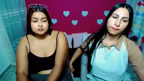 Snapshot of violeta_rouses chatting on June 2026 03:07:02 AM violeta_rouses online show from June 2026 03:07:02 AM
