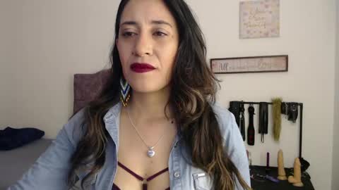 Snapshot of violeta_scott_ chatting on June 2026 12:11:01 PM violeta_scott_ online show from June 2026 12:11:01 PM