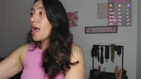 Snapshot of violeta_scott_ chatting on June 2026 11:42:02 AM violeta_scott_ online show from June 2026 11:42:02 AM