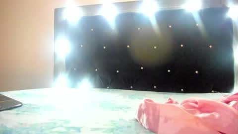 VioletaDums online show from March 2026 03:30:02 AM