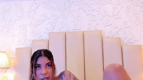 Violeta online show from April 2026 05:29:01 PM