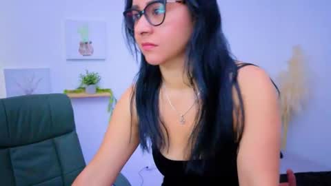 Snapshot of violetamedusa chatting on November 2025 07:27:01 PM VioletaMedusa online show from November 2025 07:27:01 PM