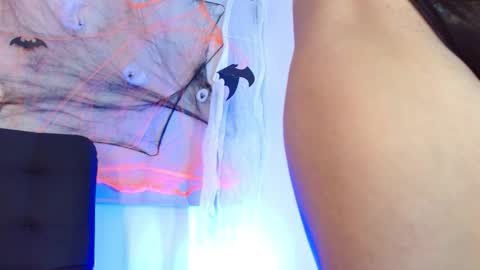 Violeta online show from October 2025 04:14:02 PM