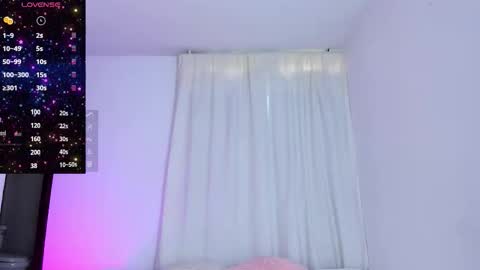 Violeta online show from November 2025 12:26:01 PM